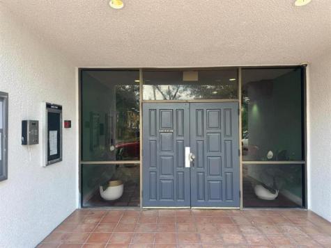 3301 Spanish Moss Te Lauderhill FL 33319