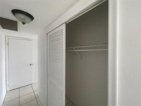 3301 Spanish Moss Te Lauderhill FL 33319