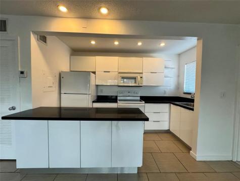 2830 NE 30th Place Fort Lauderdale FL 33306