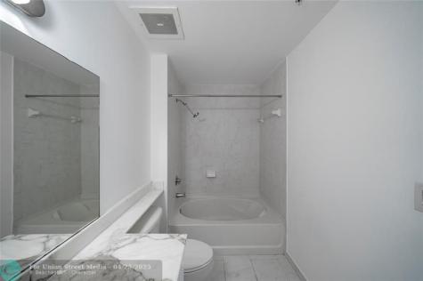 234 NE 3rd Street Miami FL 33132