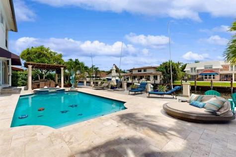 3030 NE 45th Street Fort Lauderdale FL 33308