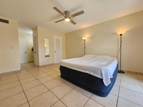 1450 NE 191st Street Miami FL 33179