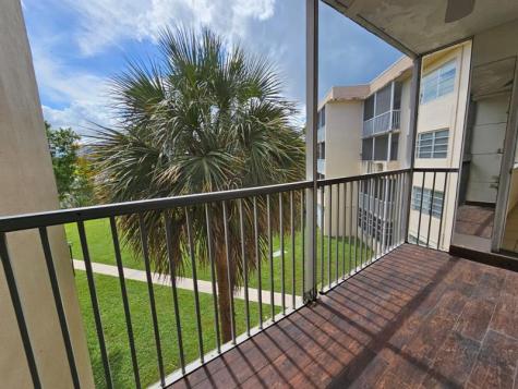 1450 NE 191st Street Miami FL 33179