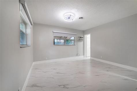6220 SW 9th Court North Lauderdale FL 33068