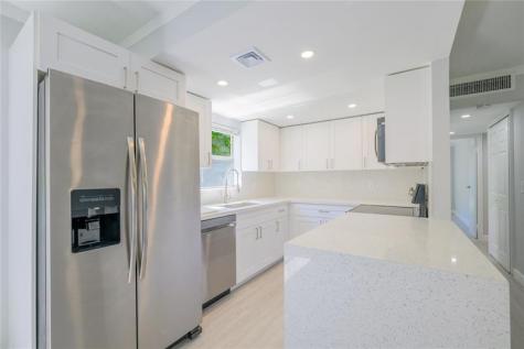 633 Brittany N Delray Beach FL 33446