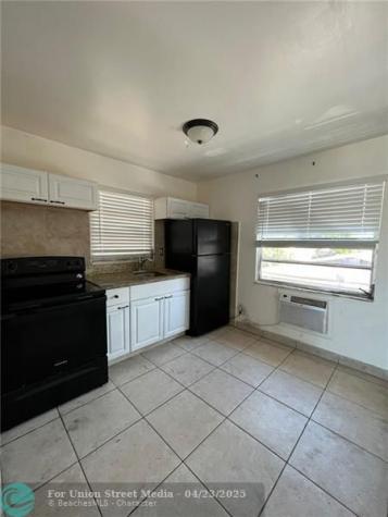 2417 N 19th Avenue Hollywood FL 33020