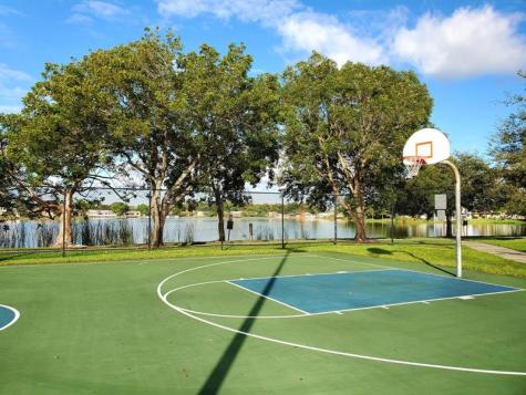 120 Royal Park Drive Oakland Park FL 33309
