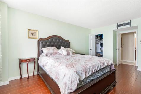 3180 S Ocean Drive Hallandale Beach FL 33009