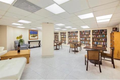 3180 S Ocean Drive Hallandale Beach FL 33009