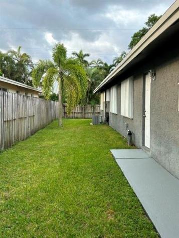 432 NE 23rd Street Wilton Manors FL 33305