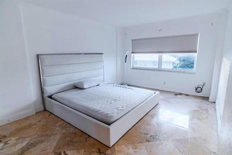 2900 NE 30th Street Fort Lauderdale FL 33306