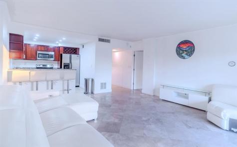 2900 NE 30th Street Fort Lauderdale FL 33306