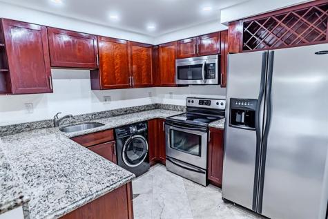 2900 NE 30th Street Fort Lauderdale FL 33306