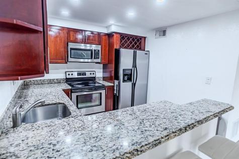 2900 NE 30th Street Fort Lauderdale FL 33306