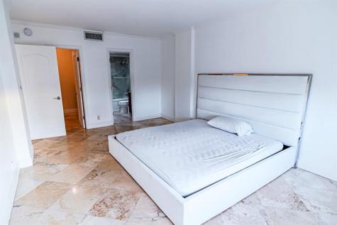 2900 NE 30th Street Fort Lauderdale FL 33306