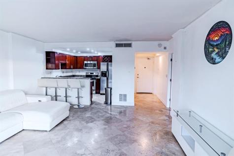 2900 NE 30th Street Fort Lauderdale FL 33306