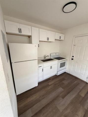 907 6TH Street West Palm Beach FL 33401
