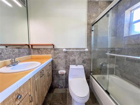 758 NE 13th Court Fort Lauderdale FL 33304