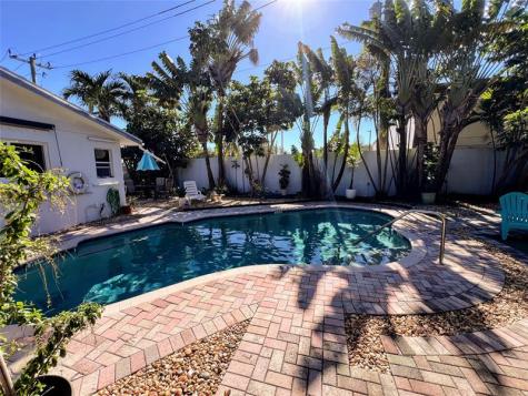 758 NE 13th Court Fort Lauderdale FL 33304