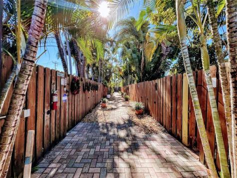 758 NE 13th Court Fort Lauderdale FL 33304