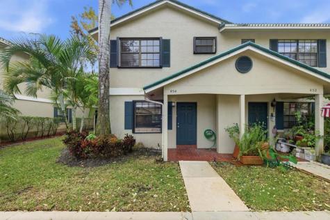 454 Westree Lane Plantation FL 33324