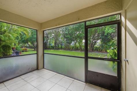 454 Westree Lane Plantation FL 33324
