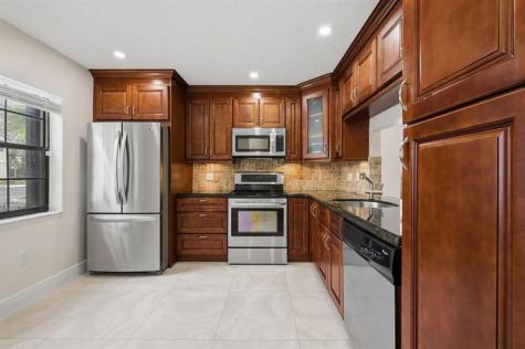 454 Westree Lane Plantation FL 33324