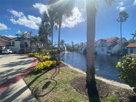 2286 Anchorage Lane Naples FL 34104