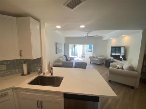 2286 Anchorage Lane Naples FL 34104