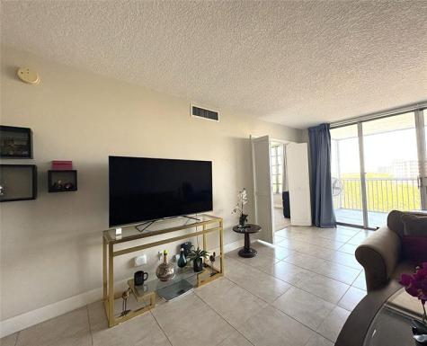 2940 N Course Drive Pompano Beach FL 33069