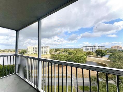2940 N Course Drive Pompano Beach FL 33069