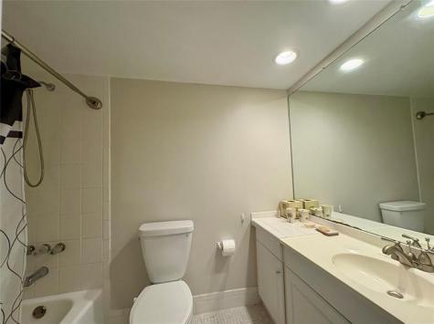 2940 N Course Drive Pompano Beach FL 33069