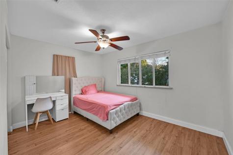 5708 NW 24th Street Margate FL 33063