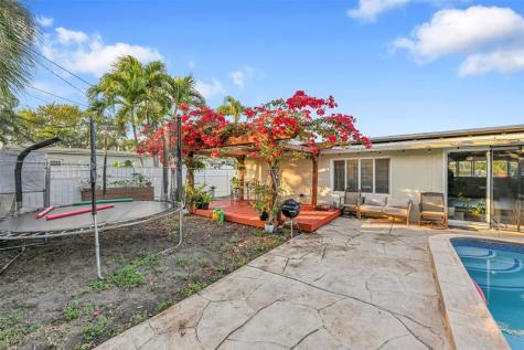 5708 NW 24th Street Margate FL 33063