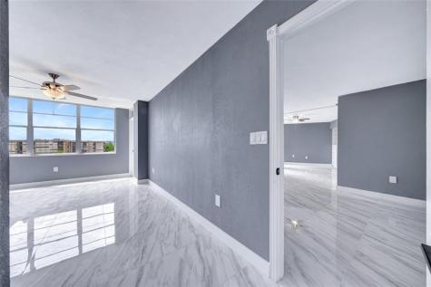 1100 Saint Charles Place Pembroke Pines FL 33026