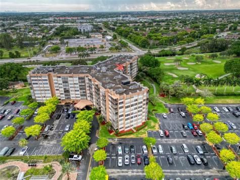 1100 Saint Charles Place Pembroke Pines FL 33026