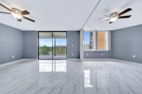 1100 Saint Charles Place Pembroke Pines FL 33026