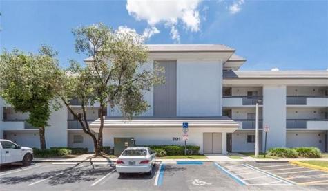 701 N Pine Island Road Plantation FL 33324
