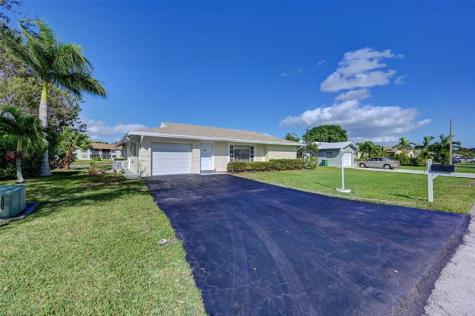 9807 NW 67th Court Tamarac FL 33321
