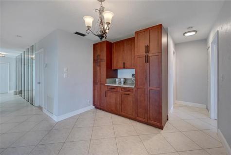 9807 NW 67th Court Tamarac FL 33321