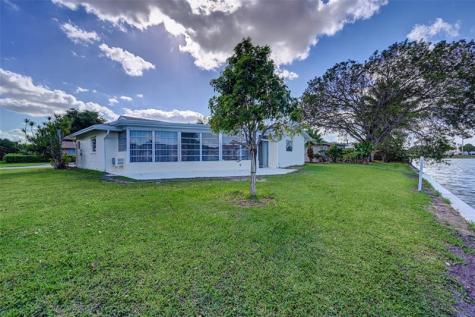 9807 NW 67th Court Tamarac FL 33321