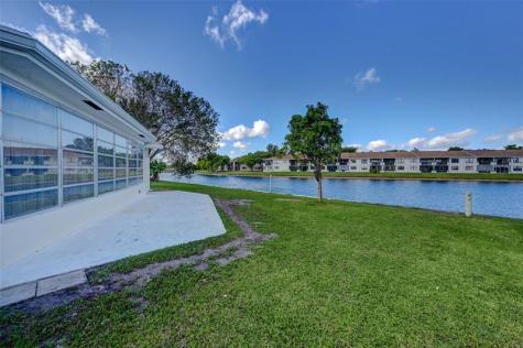 9807 NW 67th Court Tamarac FL 33321