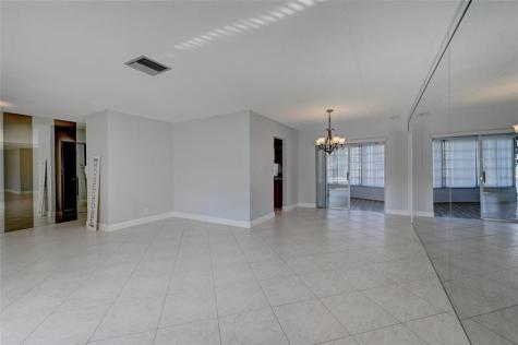 9807 NW 67th Court Tamarac FL 33321