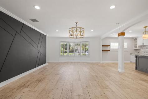 4215 Roosevelt Street Hollywood FL 33021