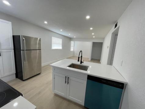 1015 NE 17th Avenue Fort Lauderdale FL 33304
