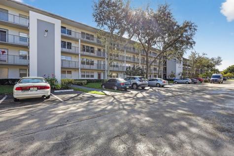 101 SW 132nd Way Hollywood FL 33027