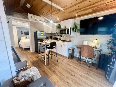12 SW 6th Street Delray Beach FL 33444
