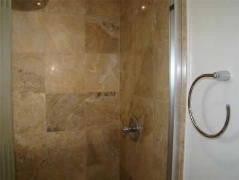 2588 N Carambola Circle N. Coconut Creek FL 33066
