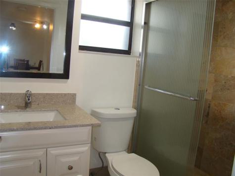 2588 N Carambola Circle N. Coconut Creek FL 33066