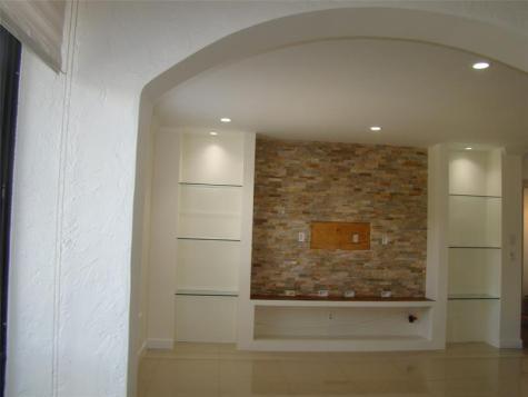 2588 N Carambola Circle N. Coconut Creek FL 33066